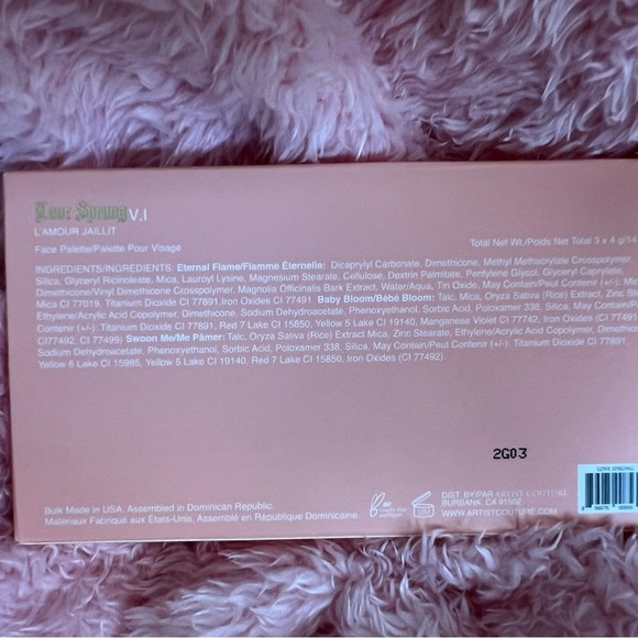 Artist Couture Love Sprung Blush Palette - Picture 10 of 10